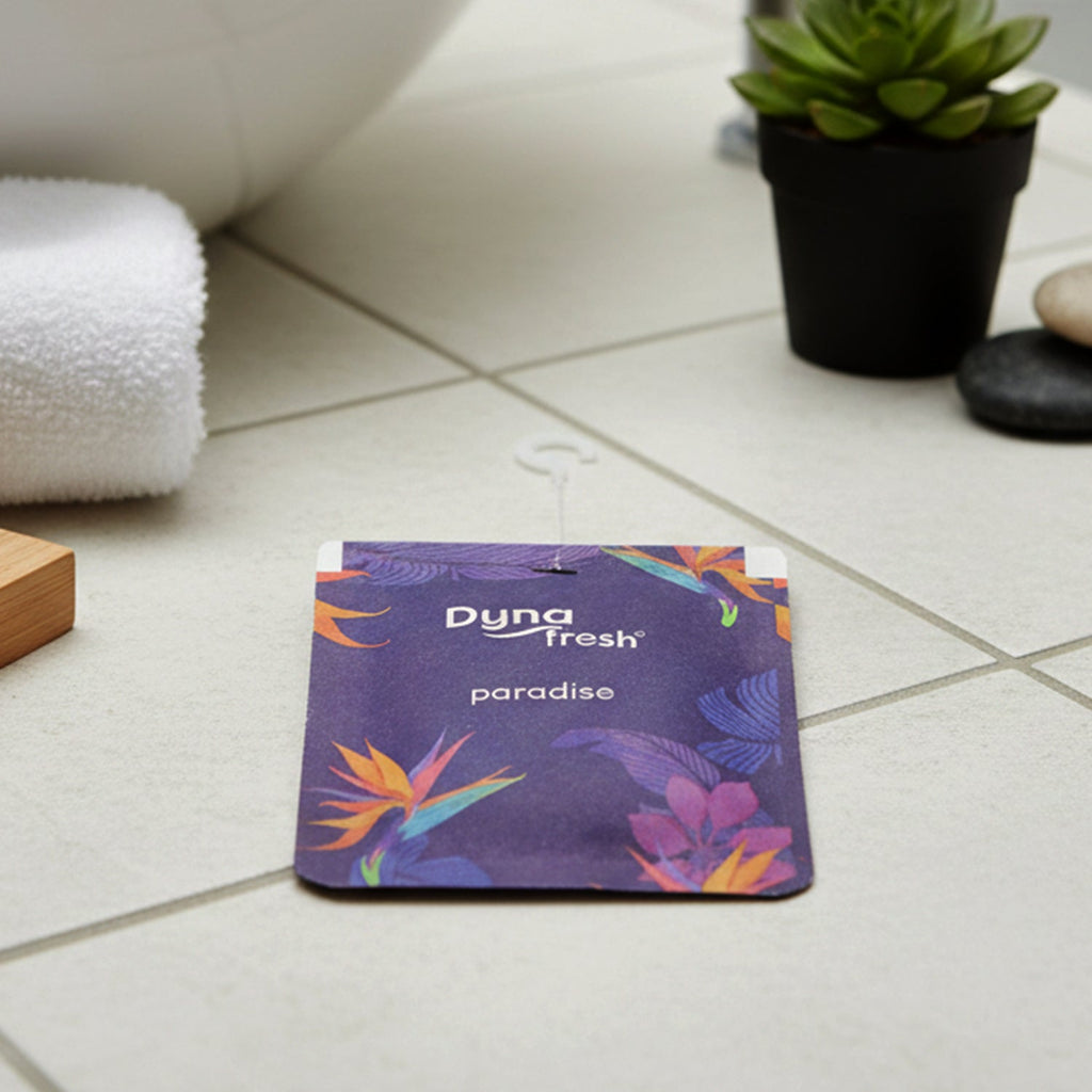 Compact gel air freshener with paradise fragrance