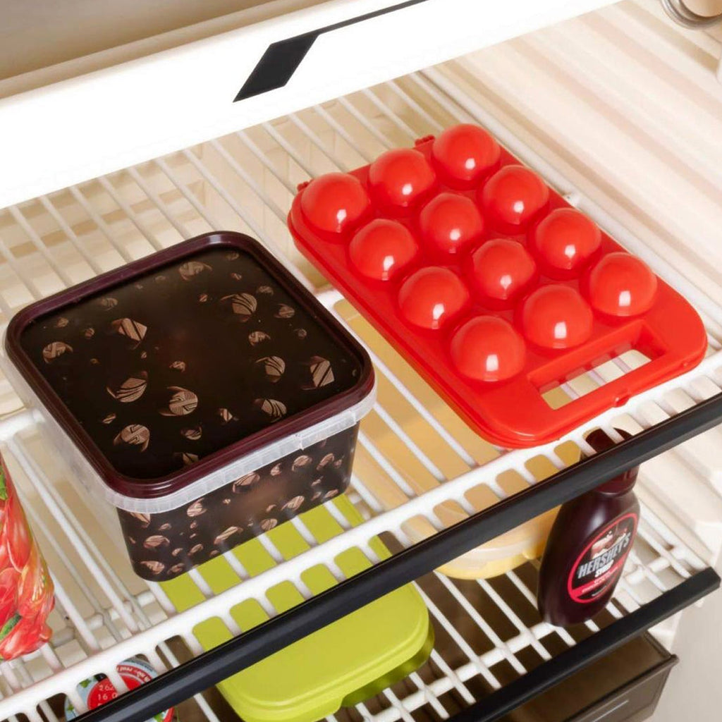 Close-up of the secure individual compartments in the egg tray.