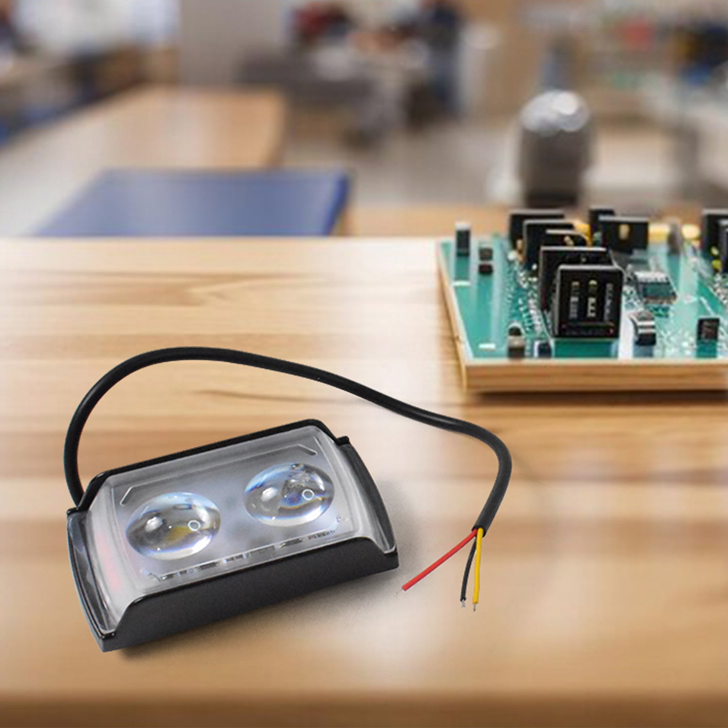 Bright output from 6 Mode LED Fog Light for improved night visibility