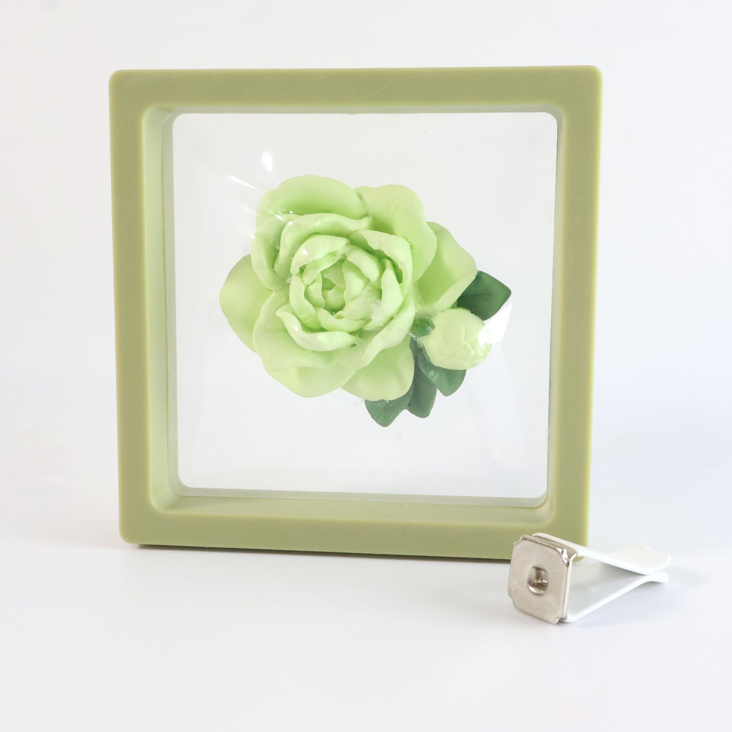 Floral motif air freshener diffuser designed as rose flower for car