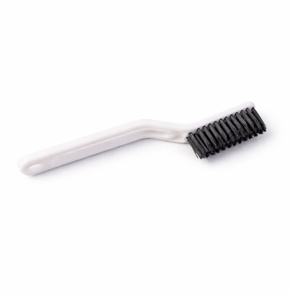 Ergonomic handle of cleaning brush for comfortable grip during cleaning