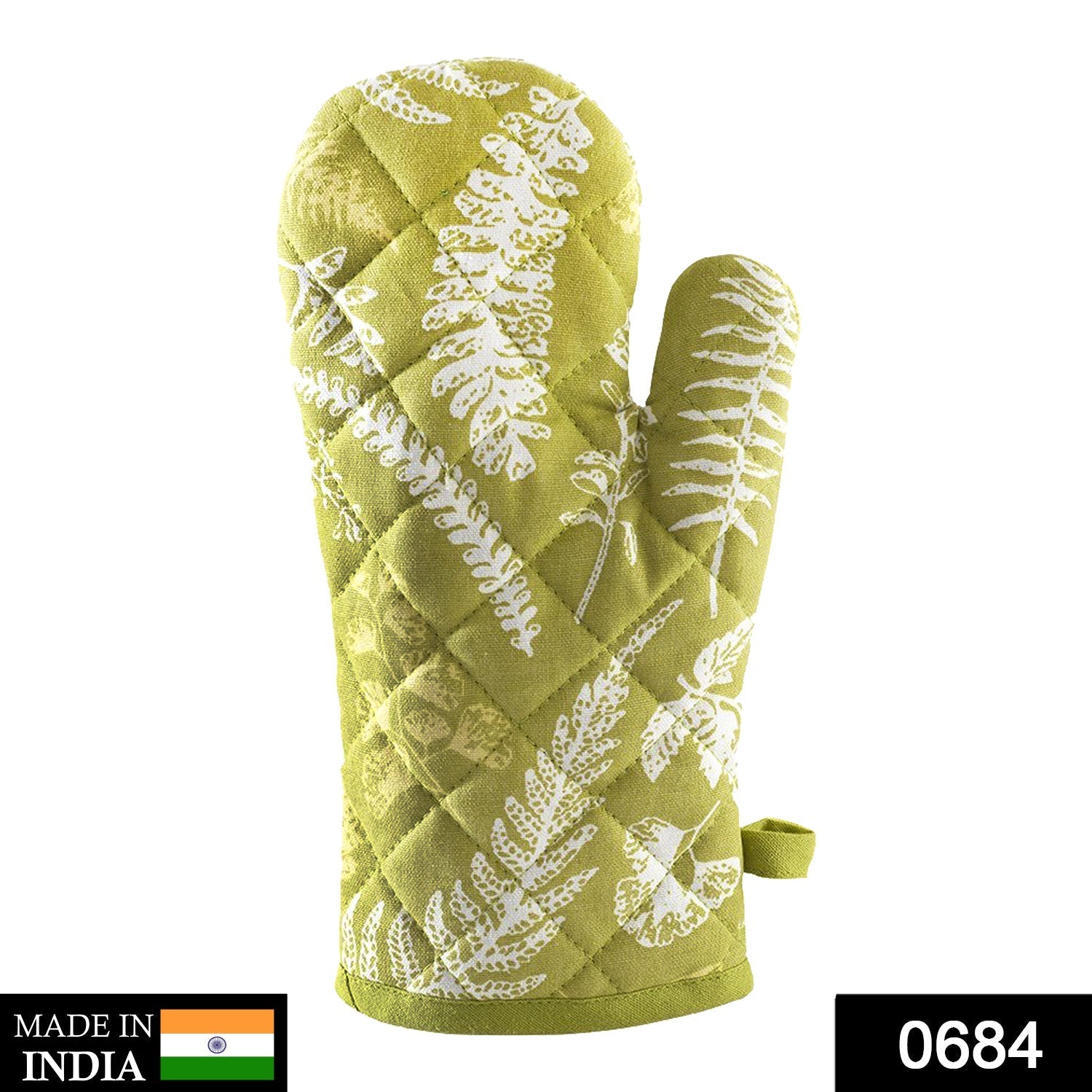 Front view of a durable cotton baking glove, ideal for microwave and oven use.