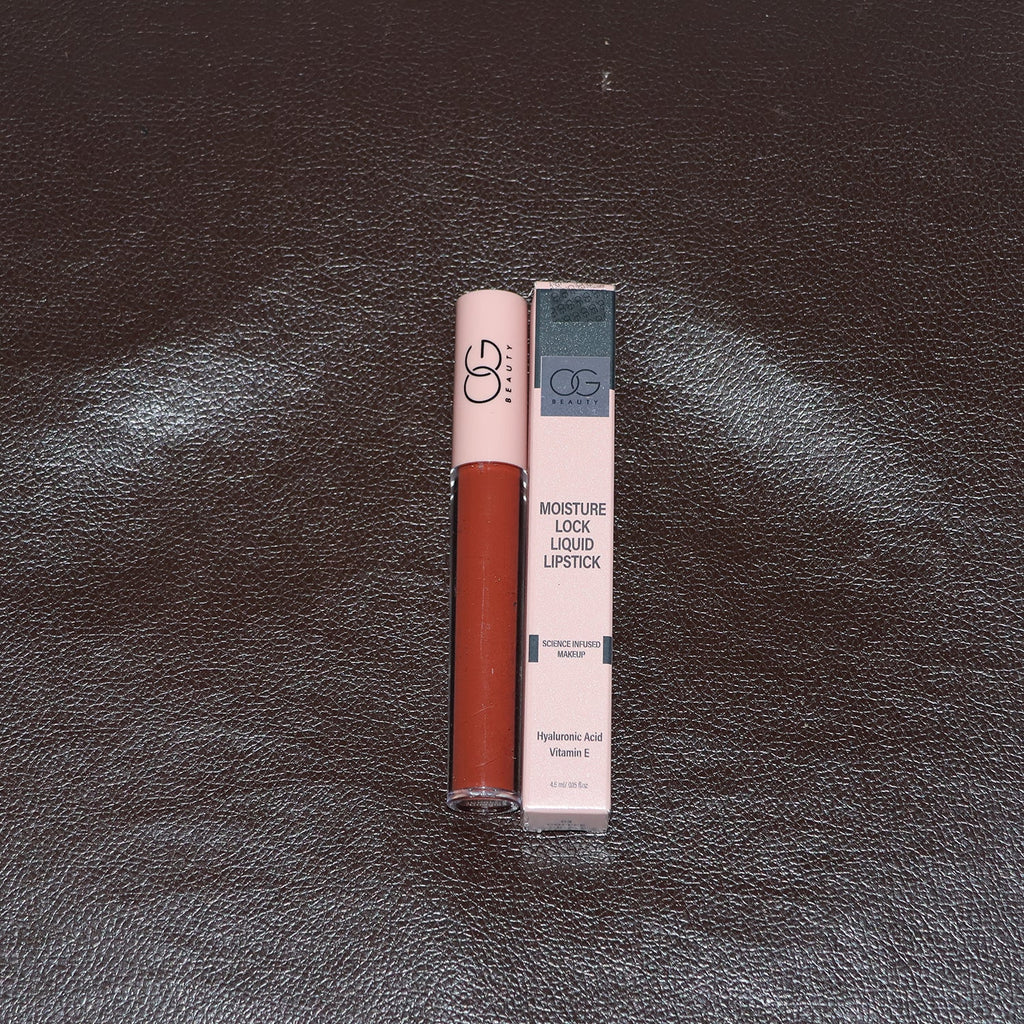 Liquid lipstick swatch showing bold and moisture-locked color in Coffee shade