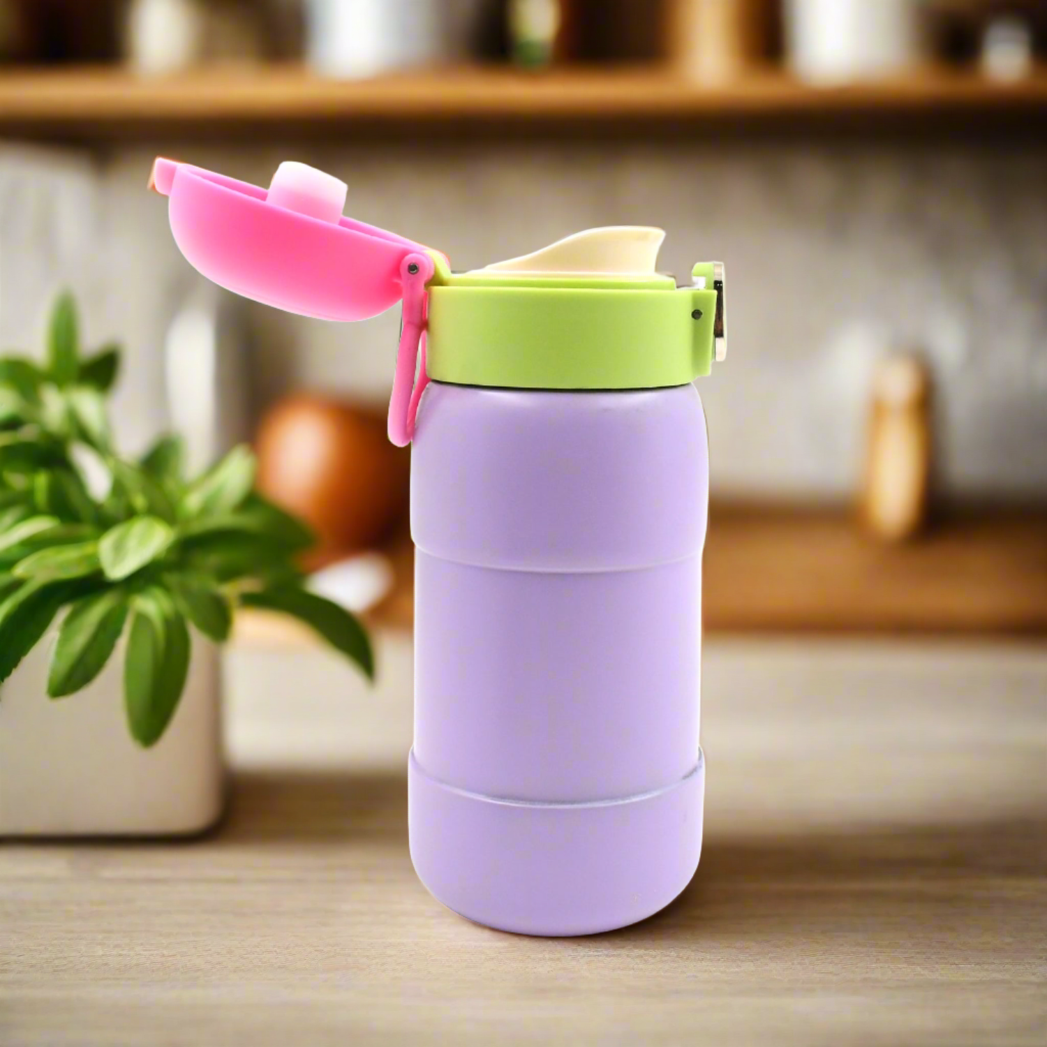 Tidy Table 400ml stainless steel water bottle with a sleek design.