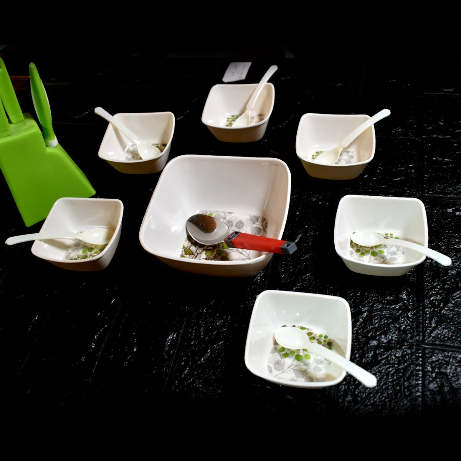 Functional 13-piece serving set, perfect for enhancing any dessert table.