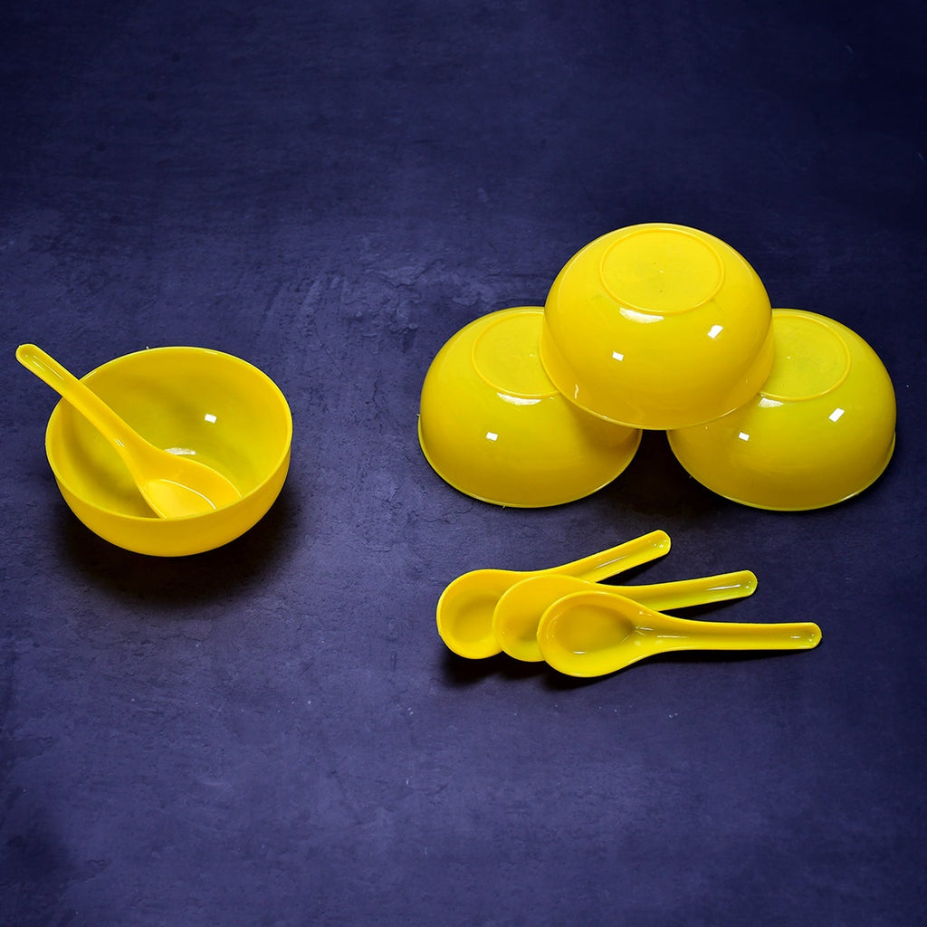 Another angle of the complete 6-piece plastic soup bowl set, showcasing its compact design.