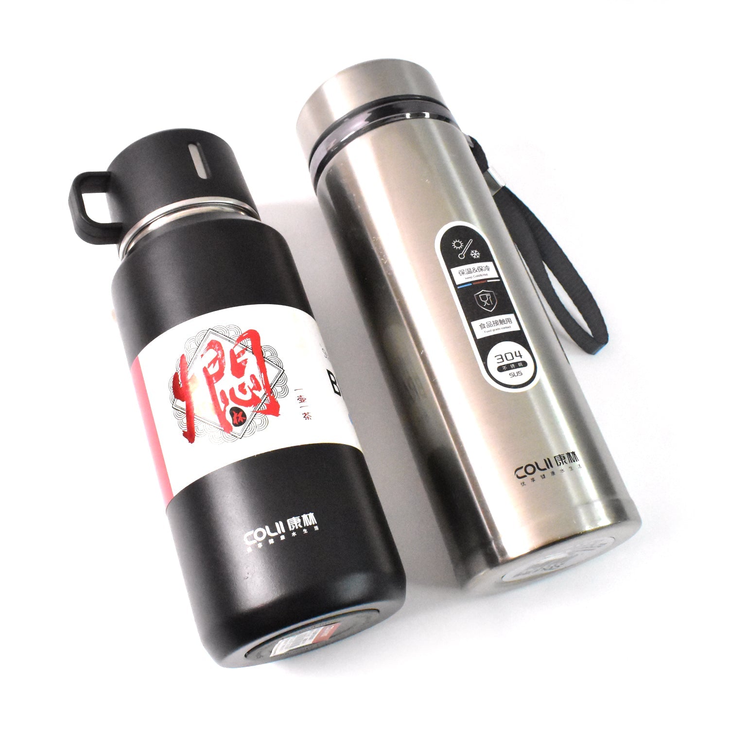 Vacuum insulated flask in stainless steel, perfect for all outdoor activities.