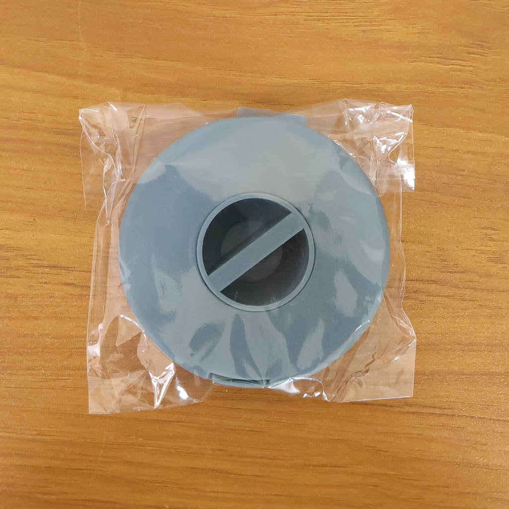 Gadget and cable management case in durable plastic