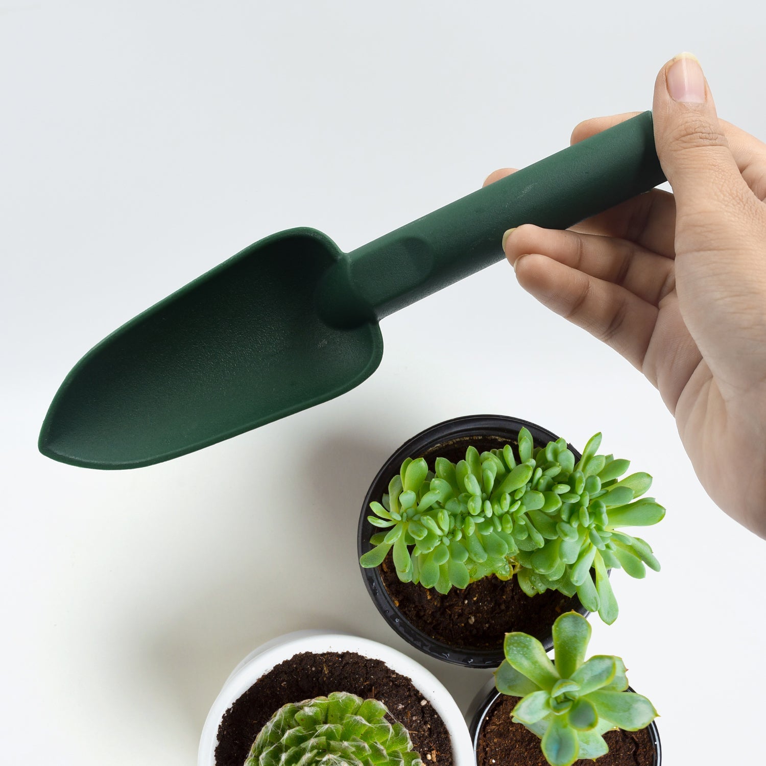 Practical heavy duty garden trowel, a reliable mini gardening tool for everyday use.