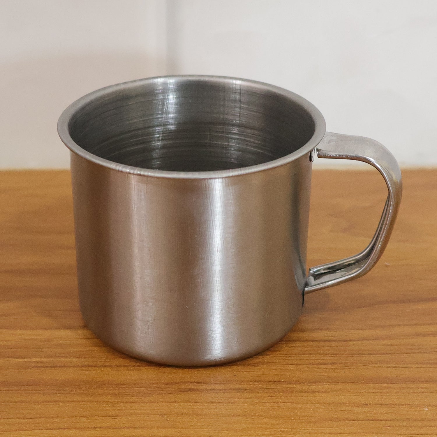 Simple and practical stainless steel beverage mug for home and outdoors