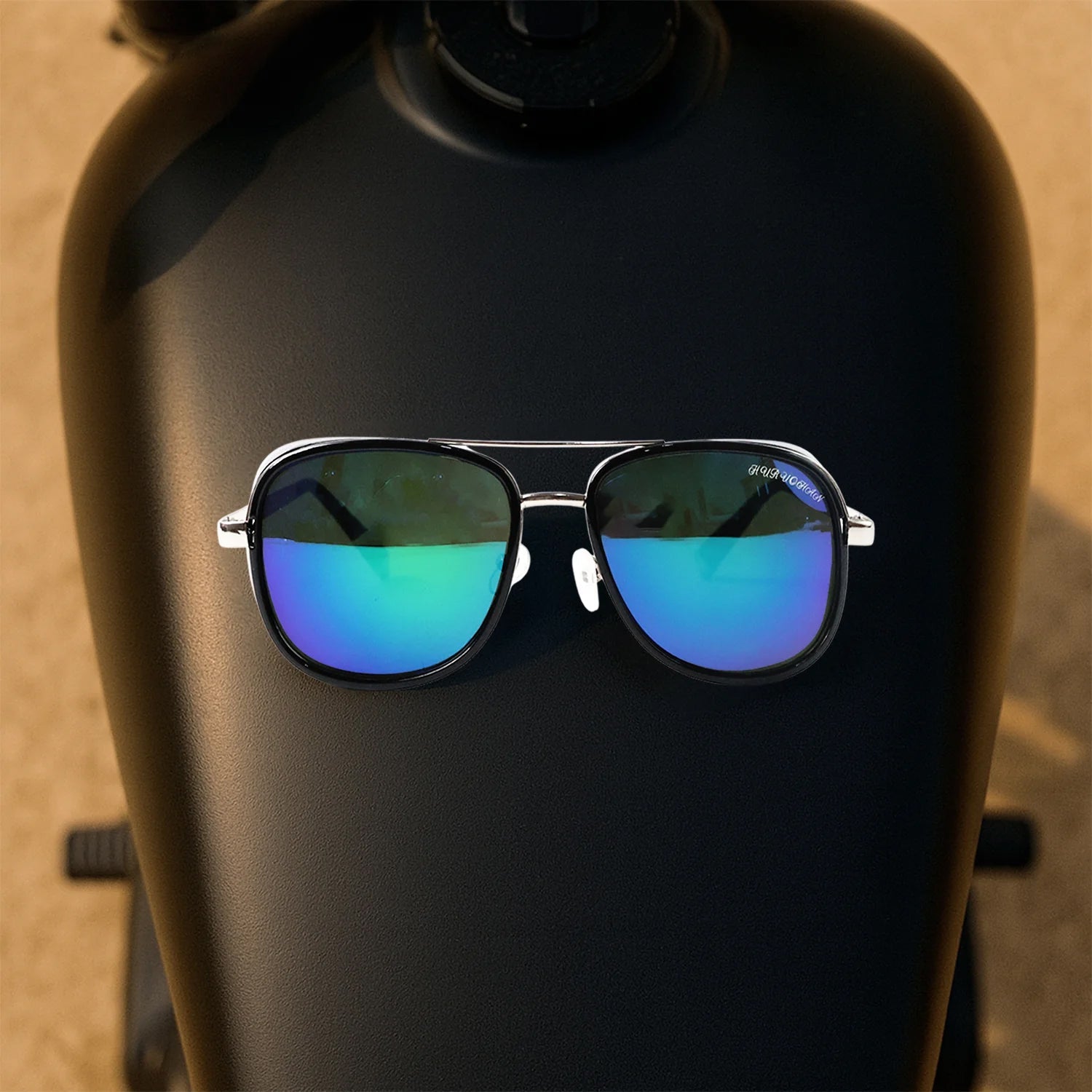 Portable sunglasses storage and protection kit ready for travel