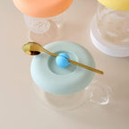 Side view of the versatile Silicone Cup Lid, ensuring drinks stay fresh and free from contaminants.