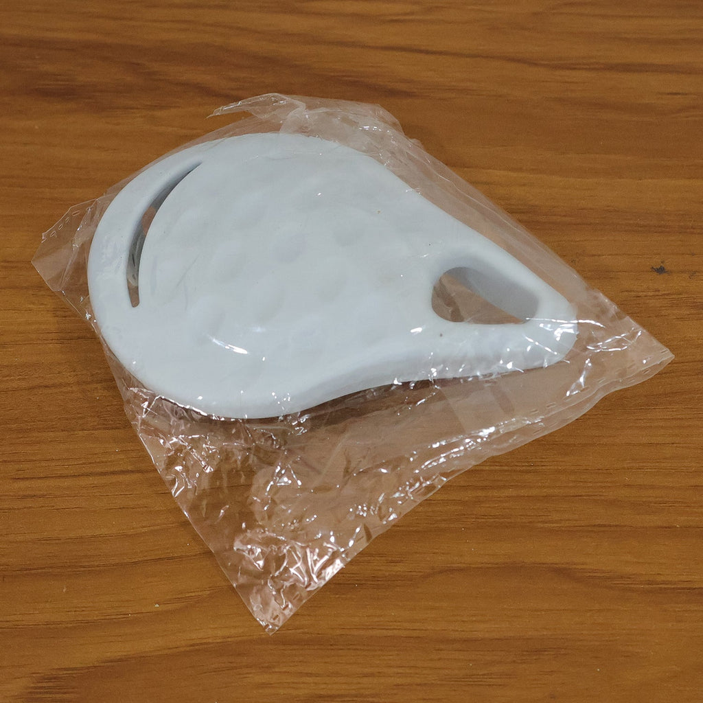 Flexible silicone hair scrubber for scalp stimulation and oil control
