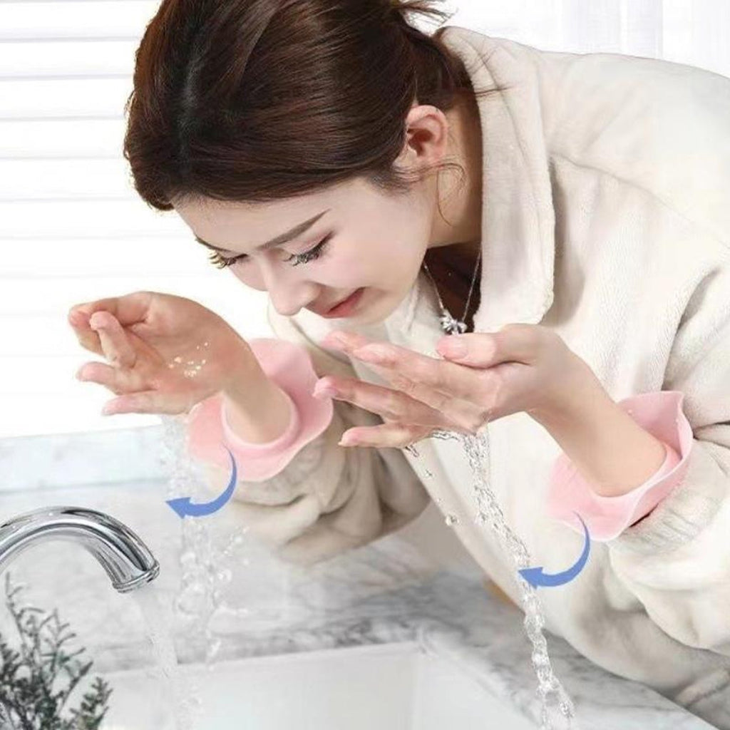 Silicone splash guard wristbands for household chores