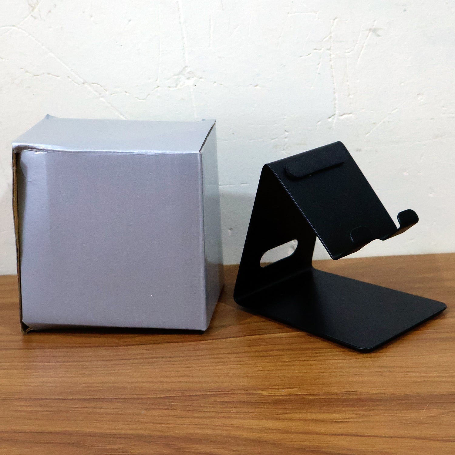 Portable mobile tablet stand made of durable metal for office and home use