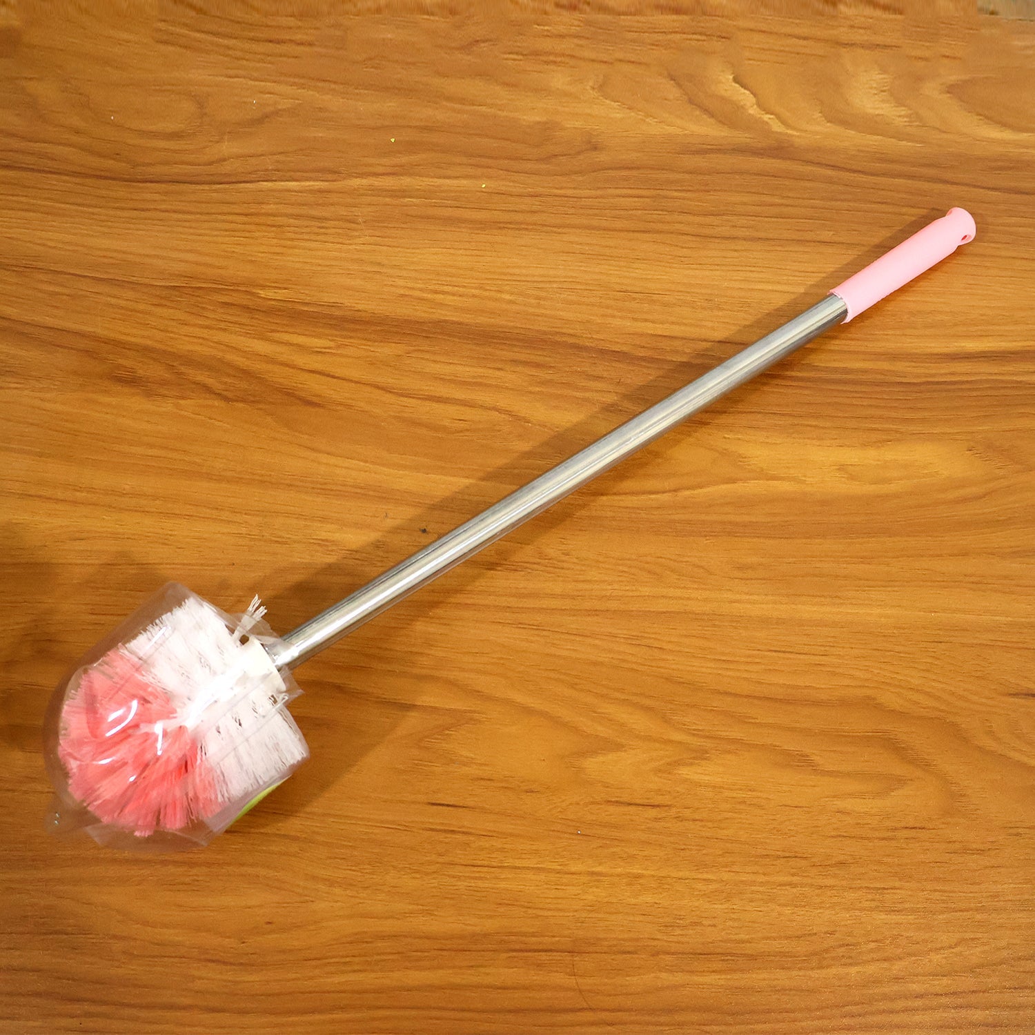 Durable toilet and bathroom cleaning brush with long handle