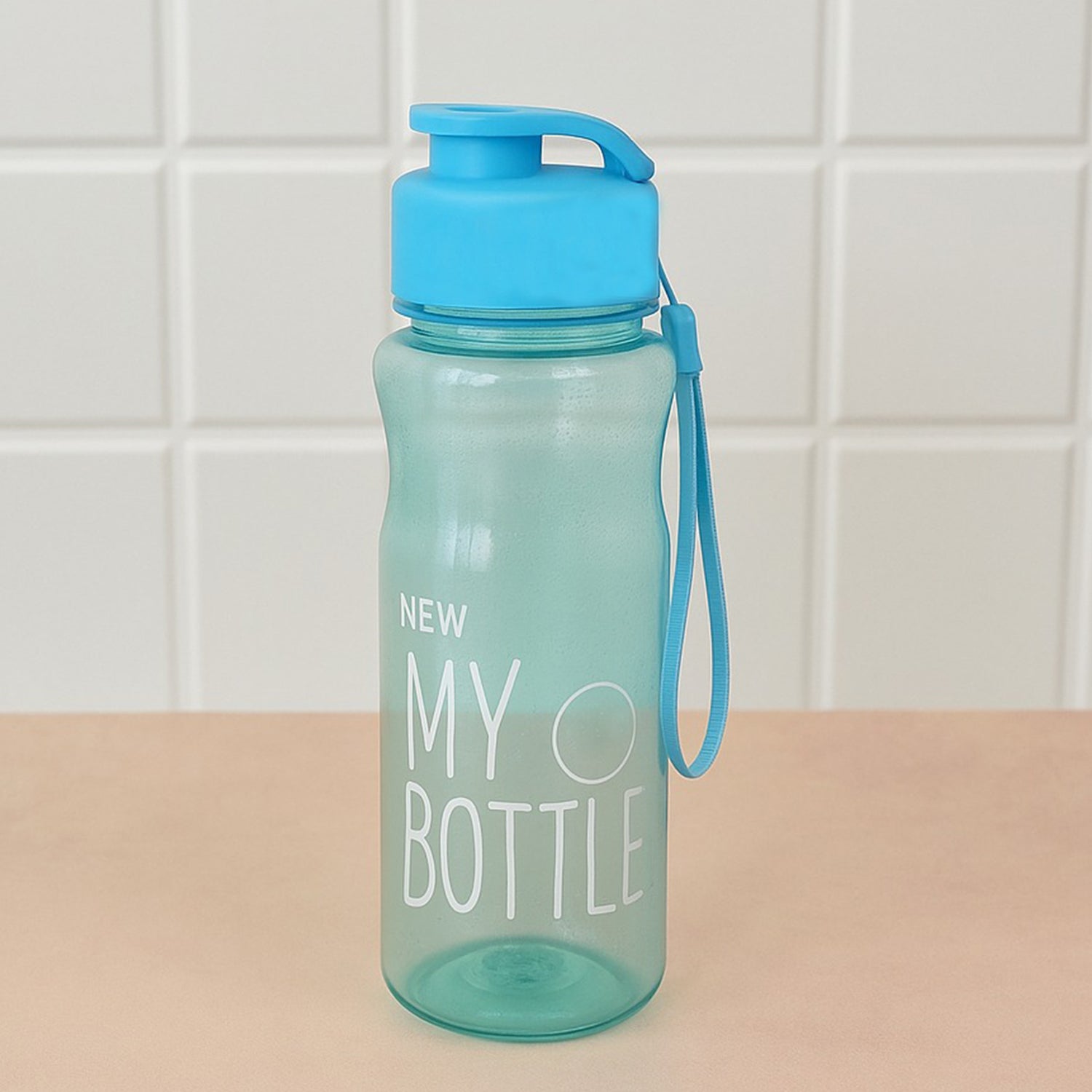 Ergonomic lightweight BPA-free sports water bottle with transparent finish