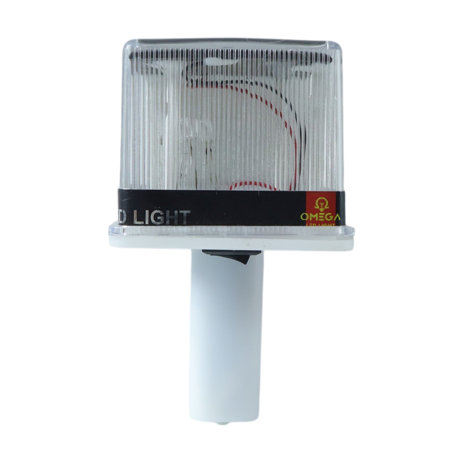 Durable solar LED warning beacon for outdoor safety