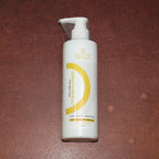 Applying anti hair fall conditioner to hair strands for detangling