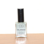 Sweet pearl grey gel nail lacquer in 10 ML travel-friendly bottle