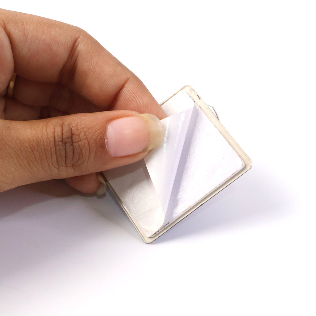 Video demonstrating the 360-degree rotation and kickstand function of the phone ring.