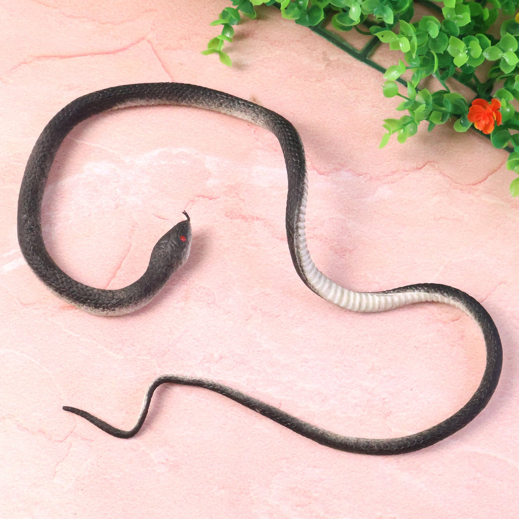 Rubber snake toy flexible body detailed scales for pranks