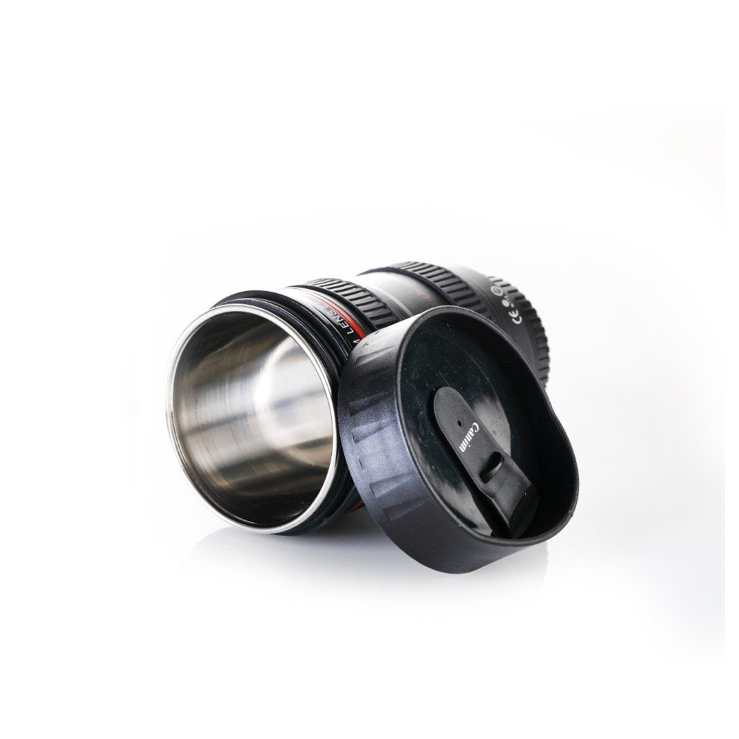 Realistic camera lens coffee mug, a creative and functional photography gift.