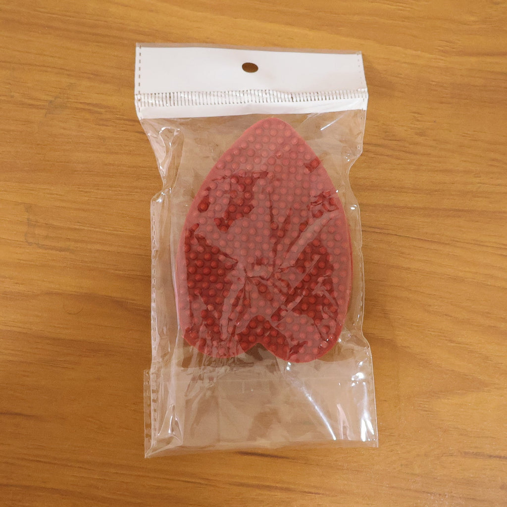 Durable Plastic Pet Grooming Brush