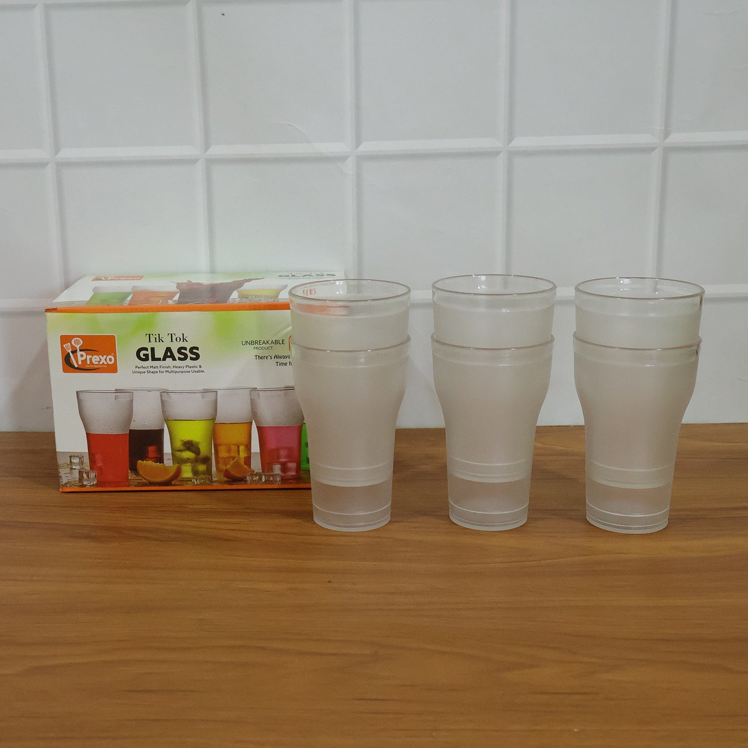 Set of 6 reusable plastic tumblers with frosted finish for beverages