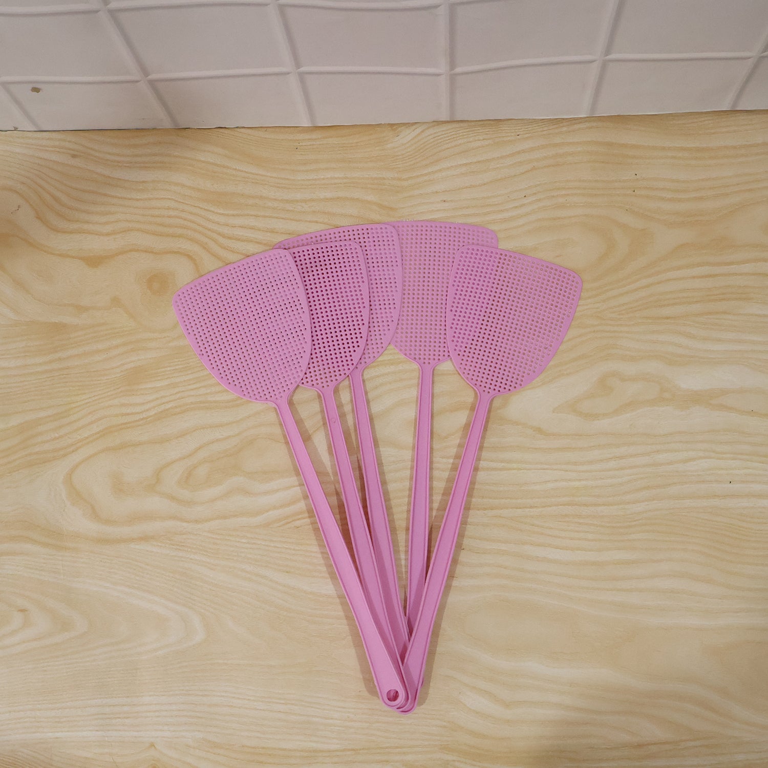 Pack of 5 lightweight plastic fly swatters for household pest control