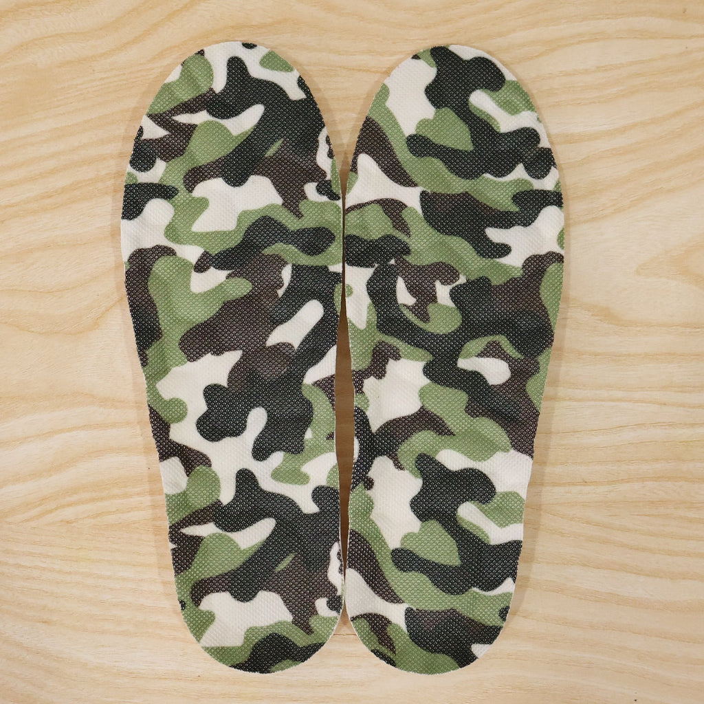 Lightweight cushioning insoles for shoes