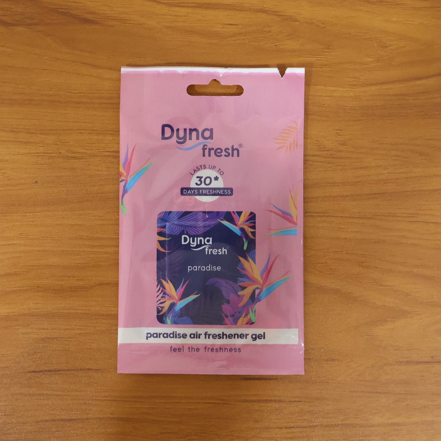 Fresh fragrance gel air deodorizer for indoor spaces