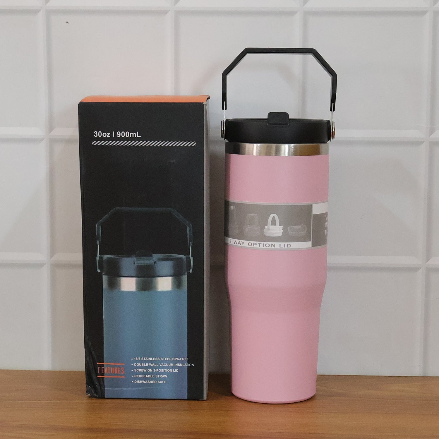 Insulated stainless steel tumbler for hot and cold beverages