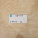 Easy-to-use disposable plastic gloves for household and commercial use