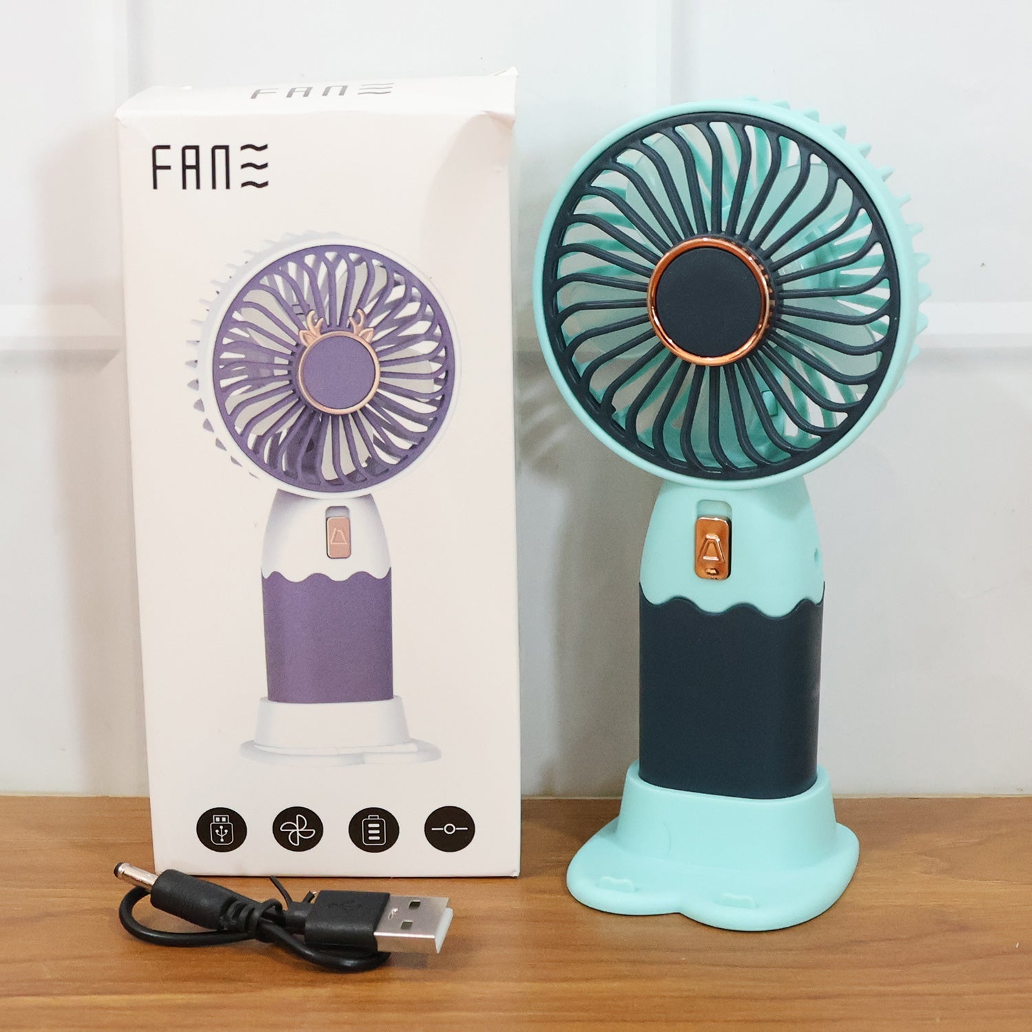 USB mini fan compact size for portable personal cooling