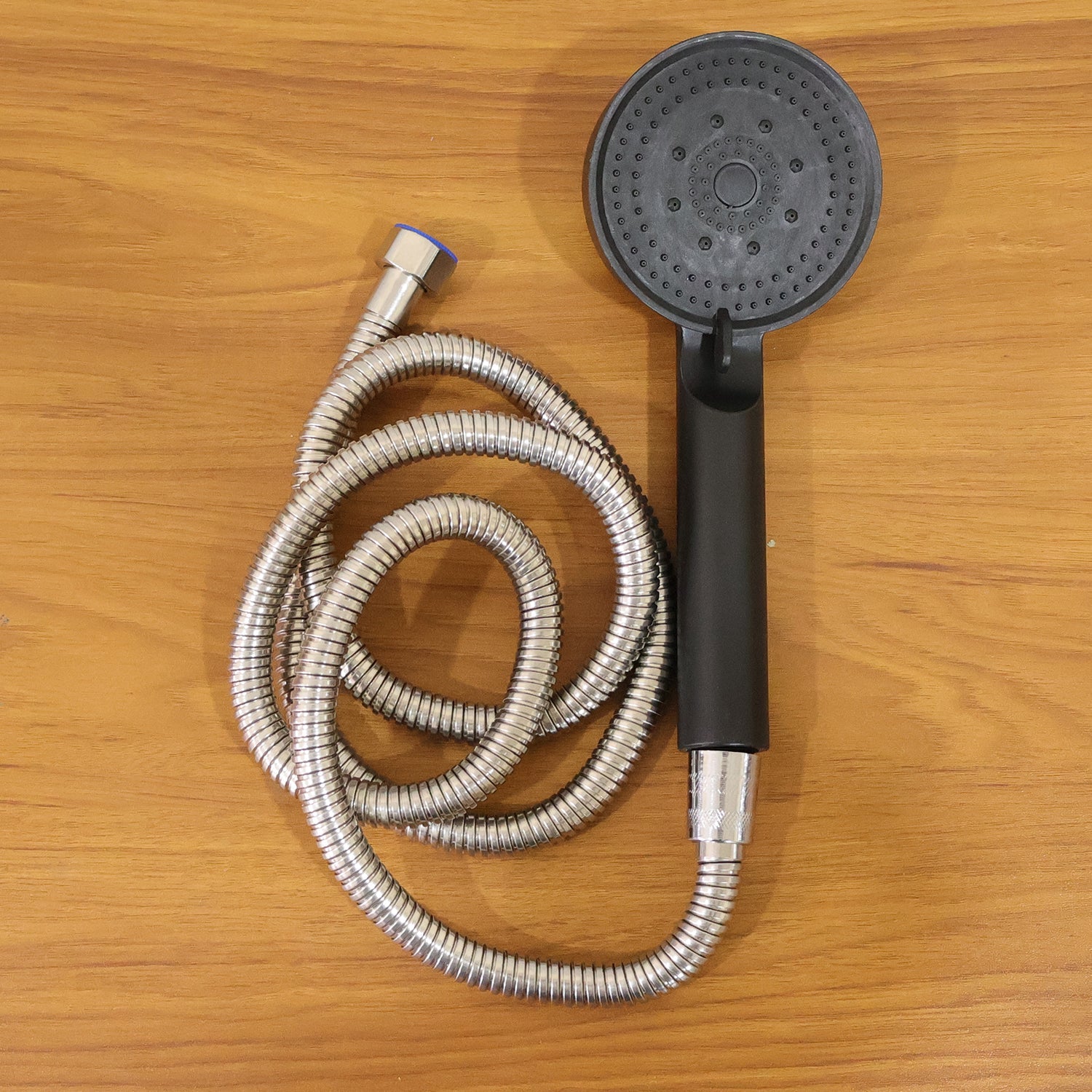 Shower head spray water flow demonstration