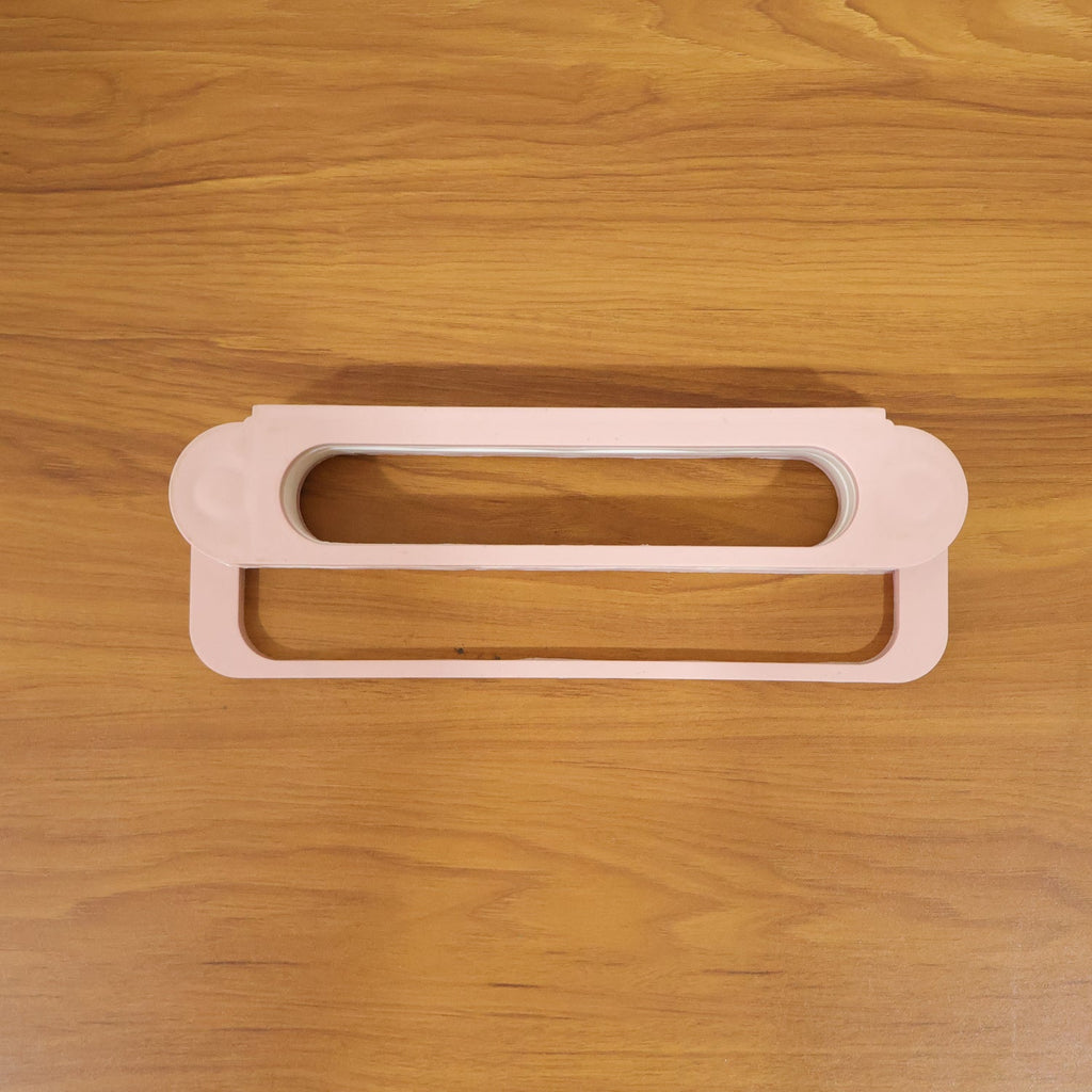 Practical wall hanging slipper storage rack for home use