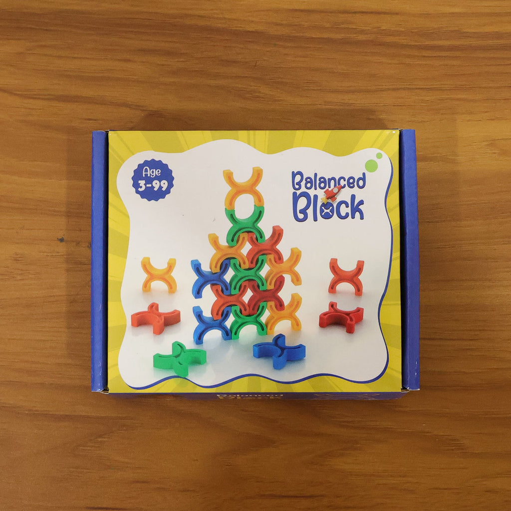 Set of interlocking blocks toy for kids' educational play