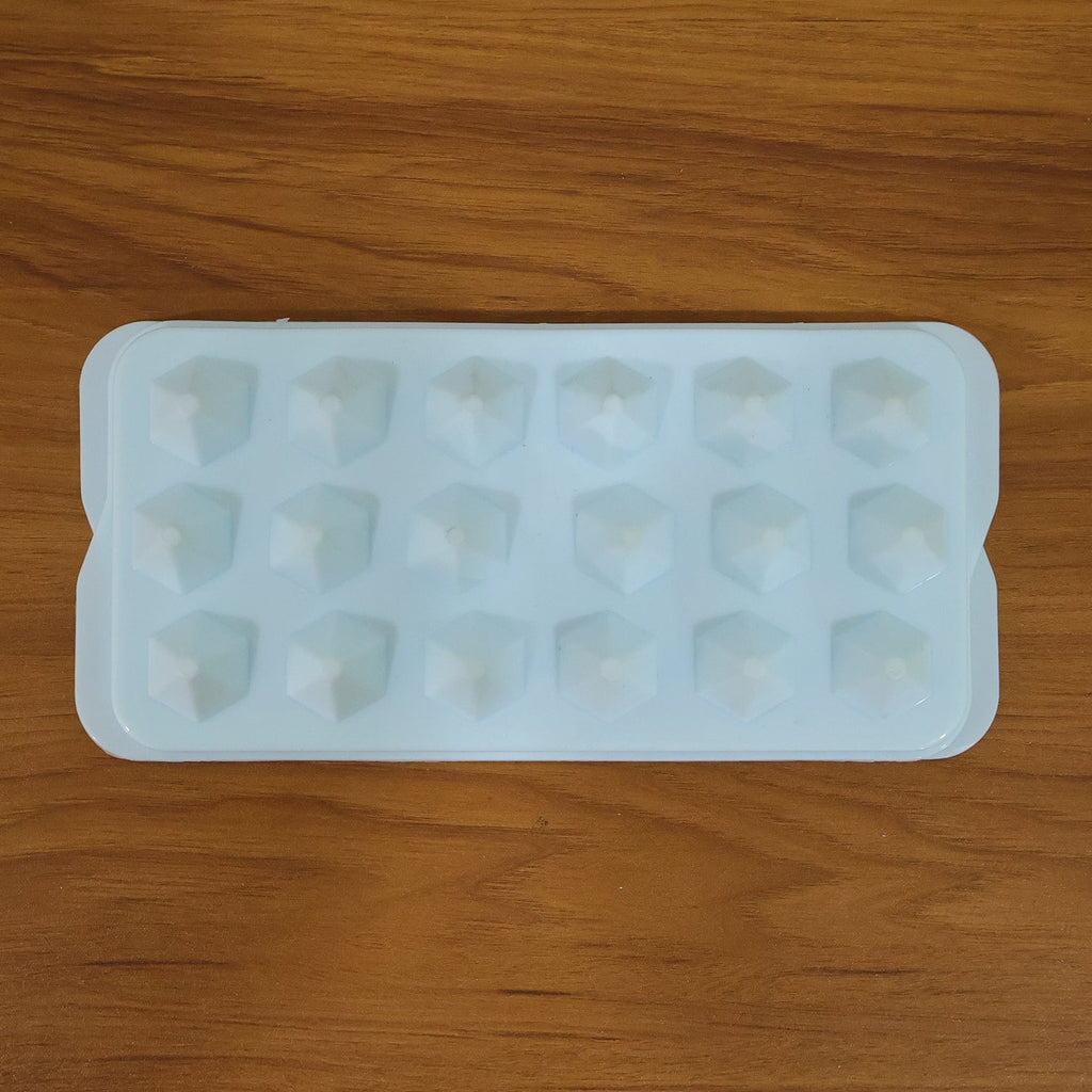 Square ice cube mold made of durable plastic for freezer