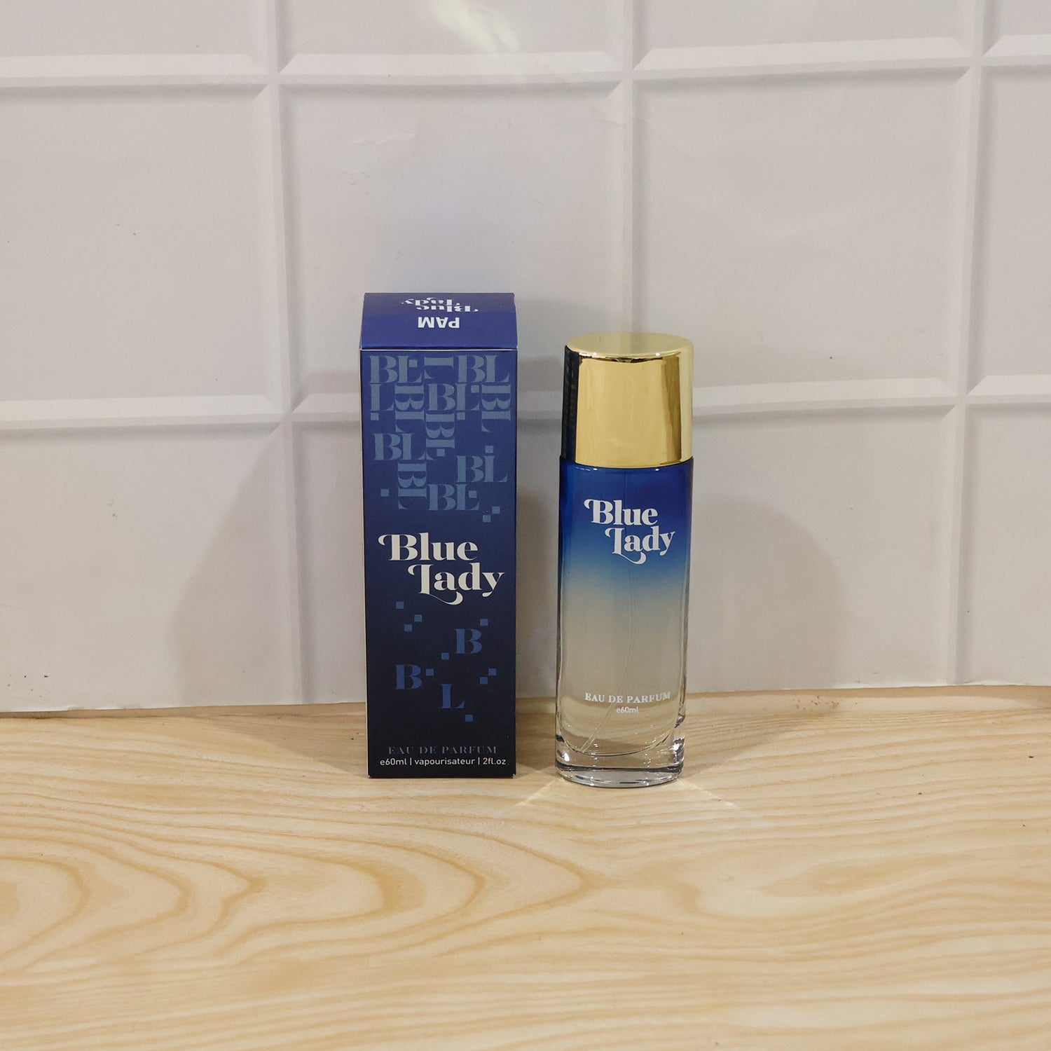 Blue Lady perfume spray suitable for daily use
