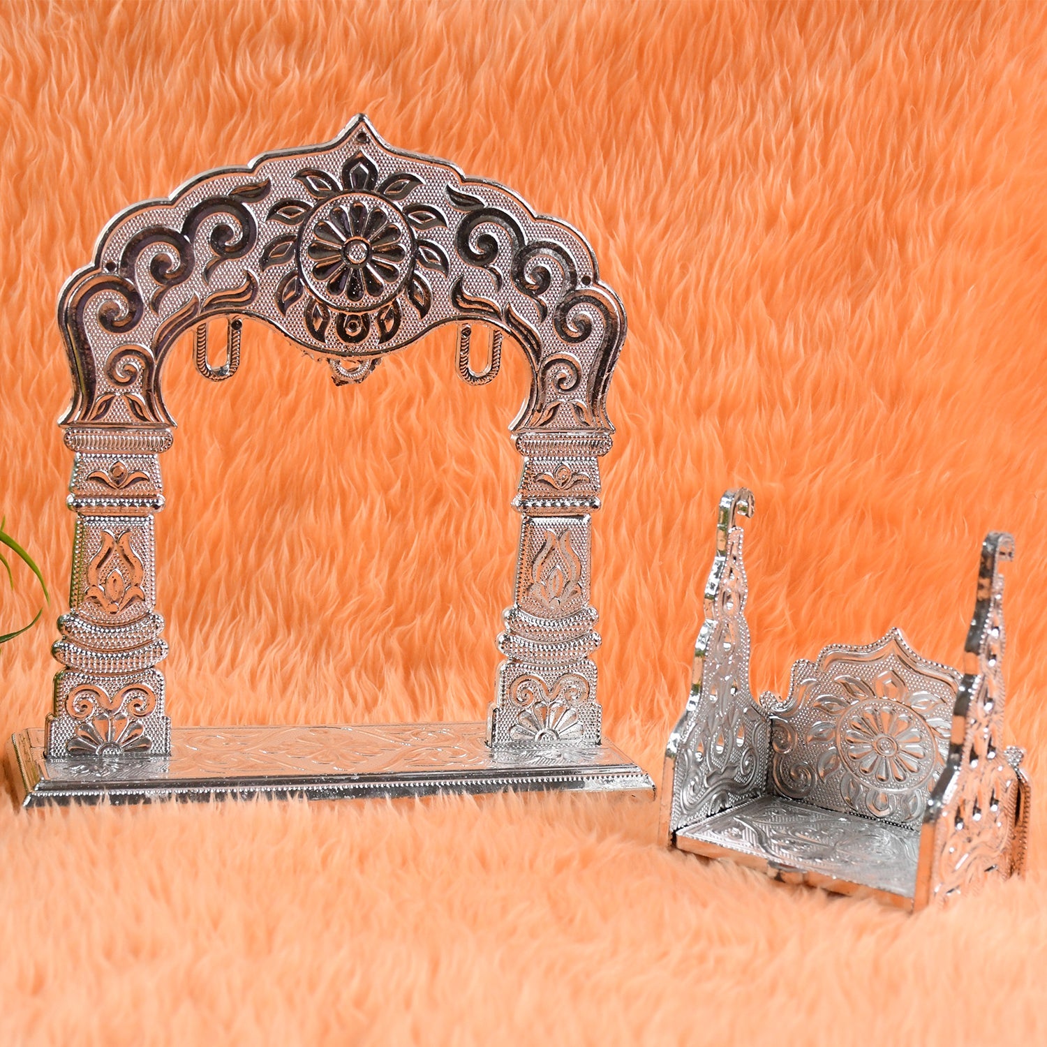 Smooth-functioning silver-coated Krishna Jhula swing for pooja rituals