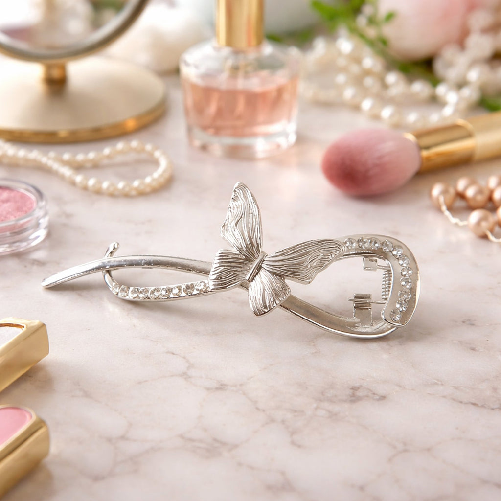 Luxury butterfly hair clip decorated with crystals, ideal for elegant hairstyles