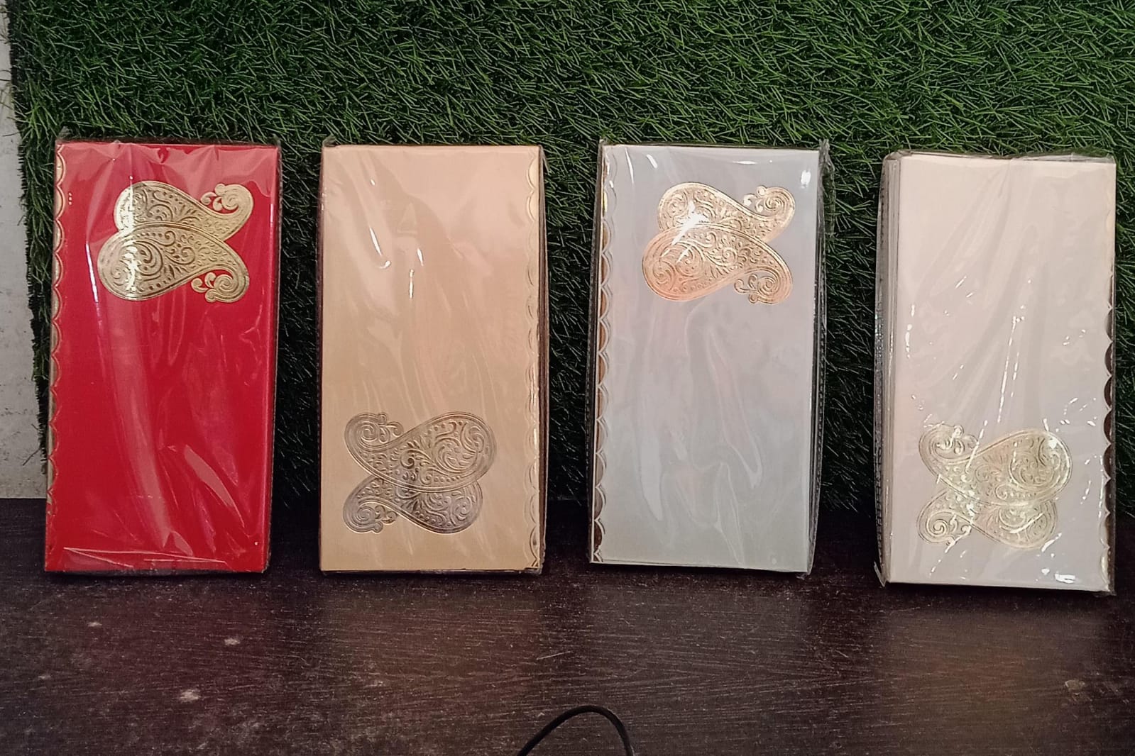 Detailed view of the unique self-closure mechanism on the premium gift envelopes.
