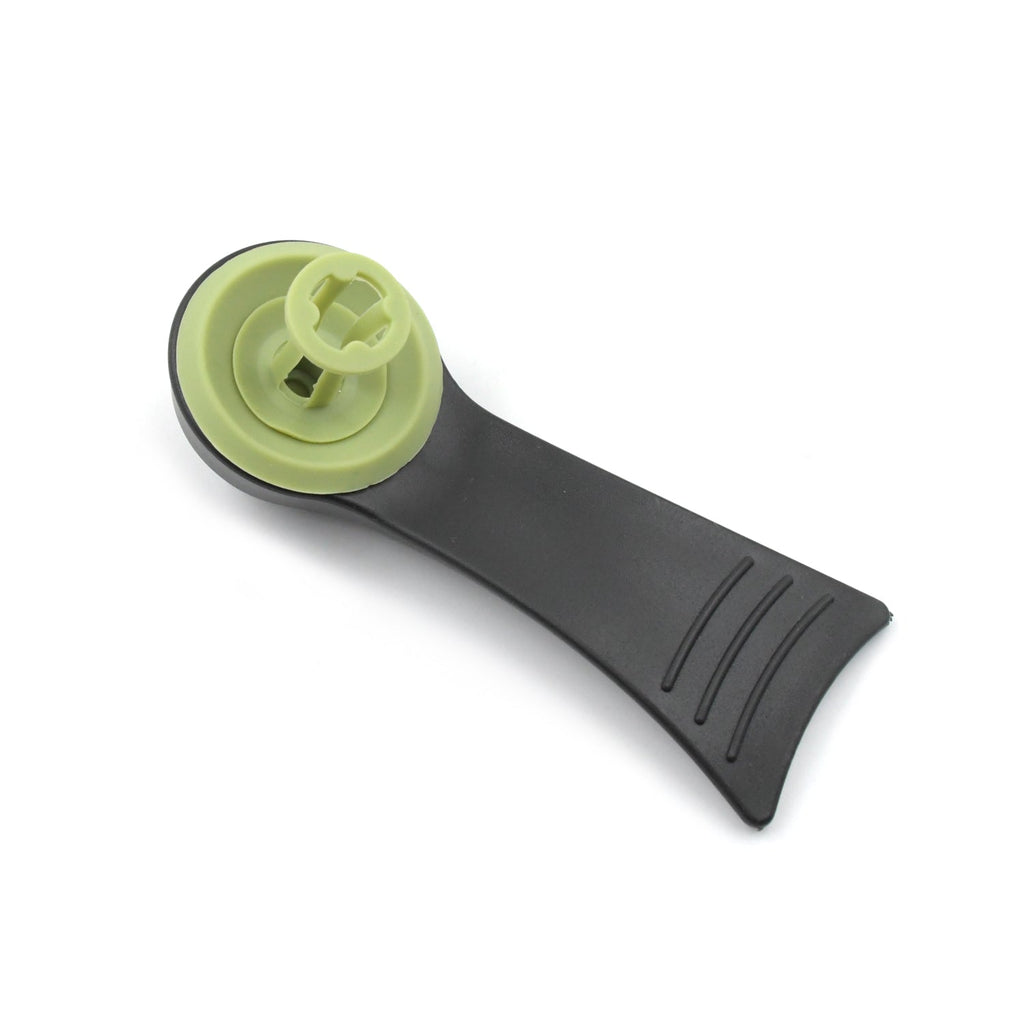 Complete view of the pressure cooker handle and air release valve.