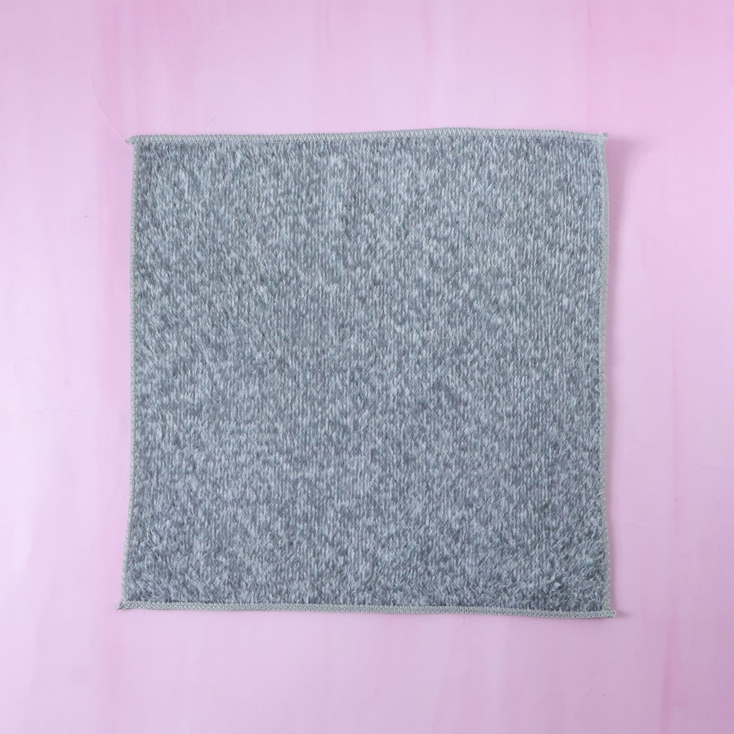 Microfiber cloth edges detail