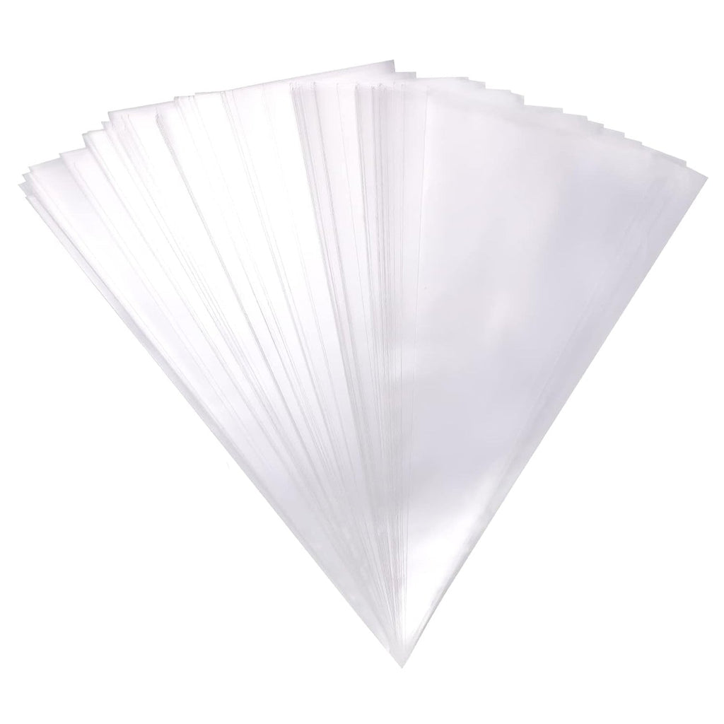 Large disposable piping bags suitable for cream and pastry decorating
