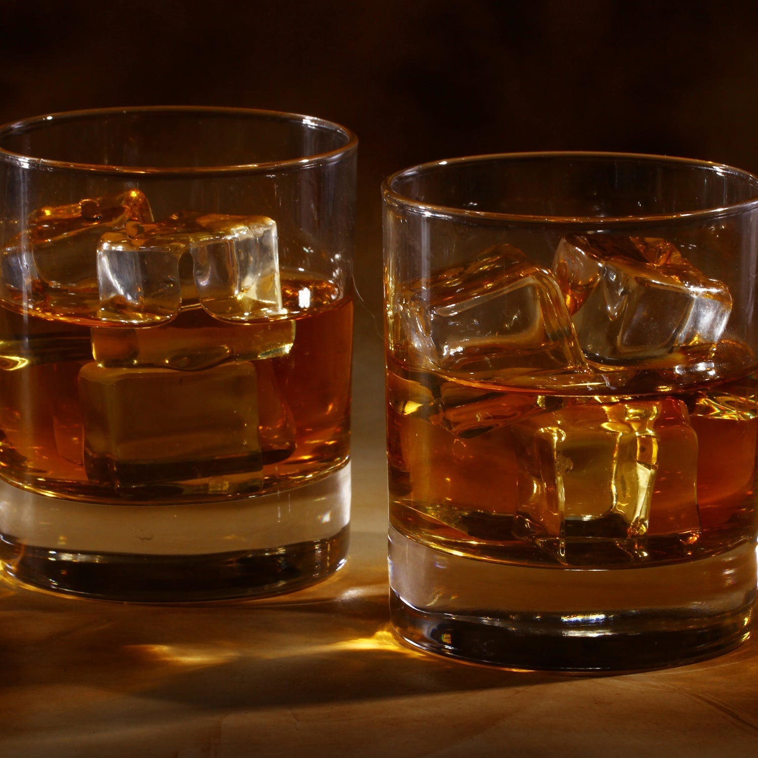 Decorative glass holder for cafes, enhancing beverage presentation.