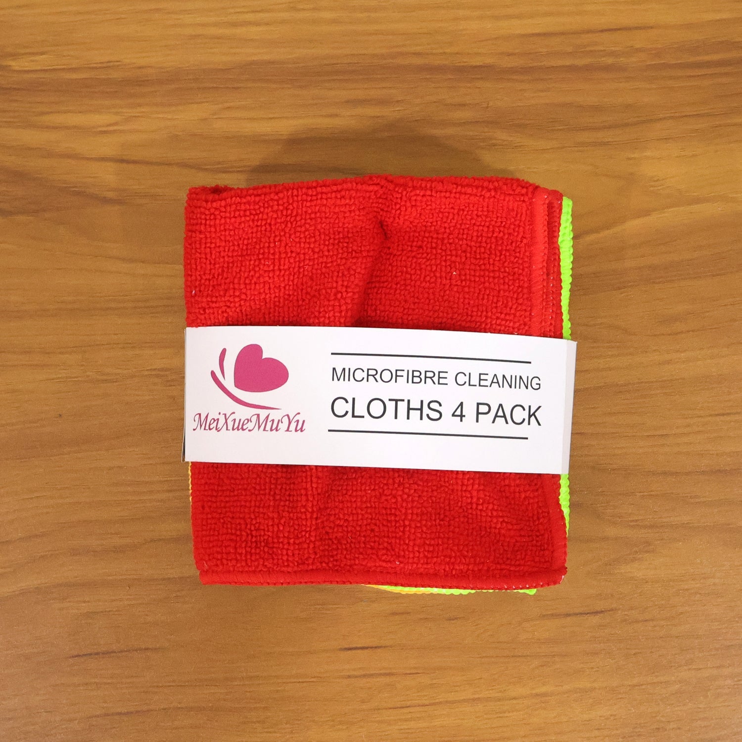 Reusable microfiber dusting cloth for eco-friendly cleaning