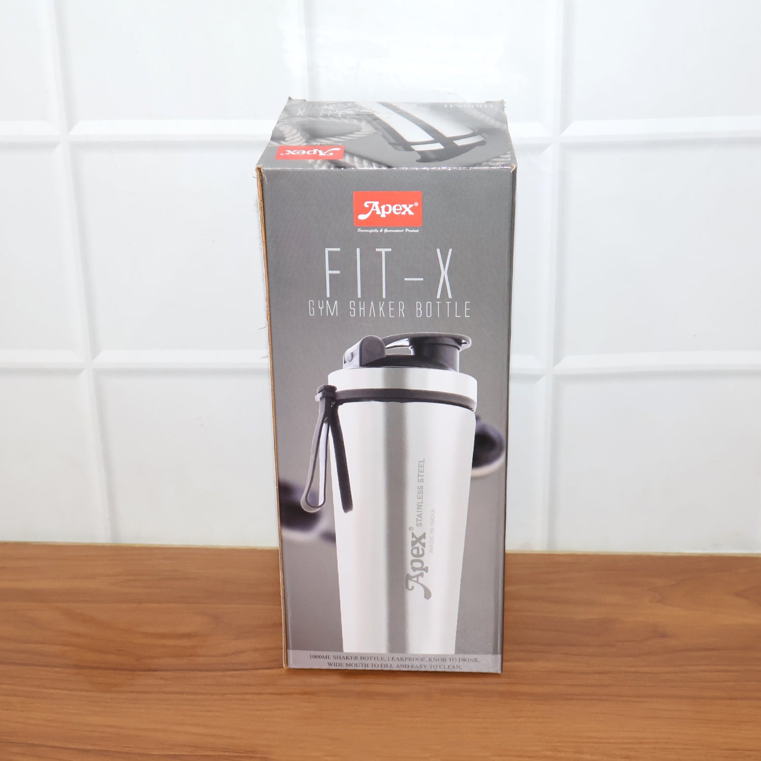 Leak-resistant flip lid on stainless steel gym shaker bottle