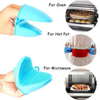 Flexible silicone heat resistant potholder with a strong, textured surface.